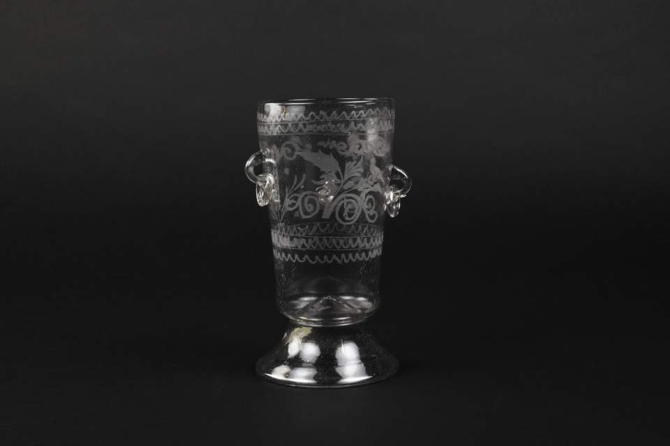 Stangenglas, Trinkglas mit Ringen