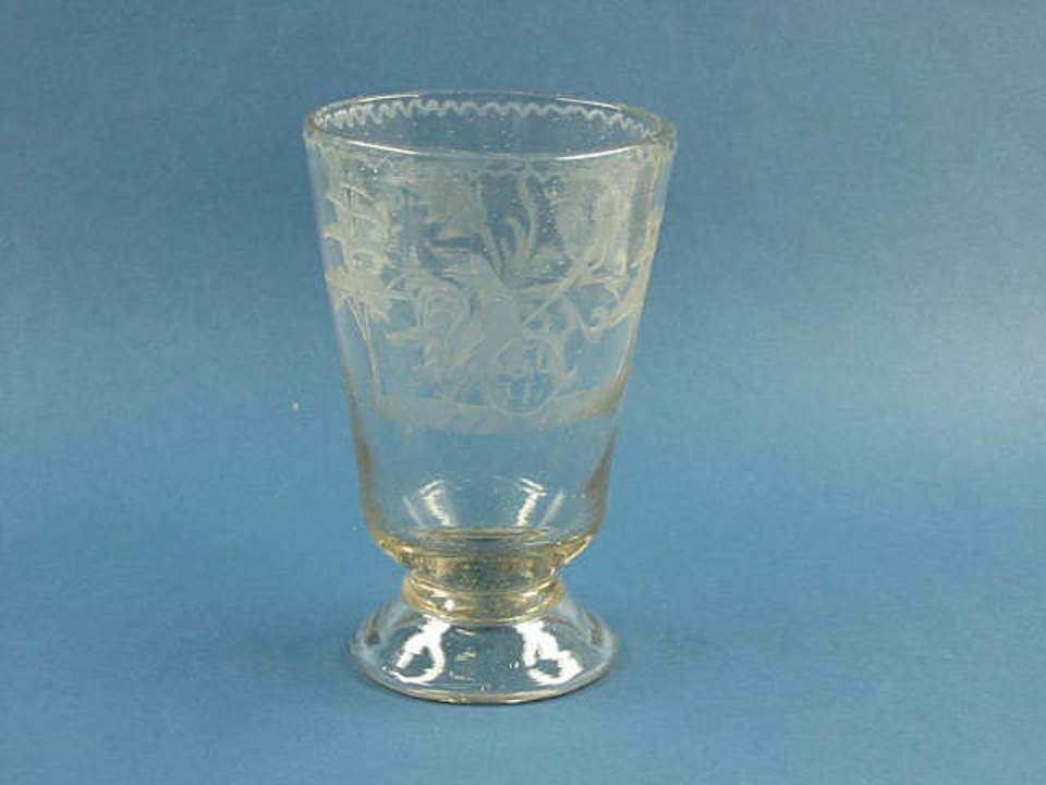 Glas, Trinkglas, Kelchglas, Pokal, Fussbecher, Becherglas