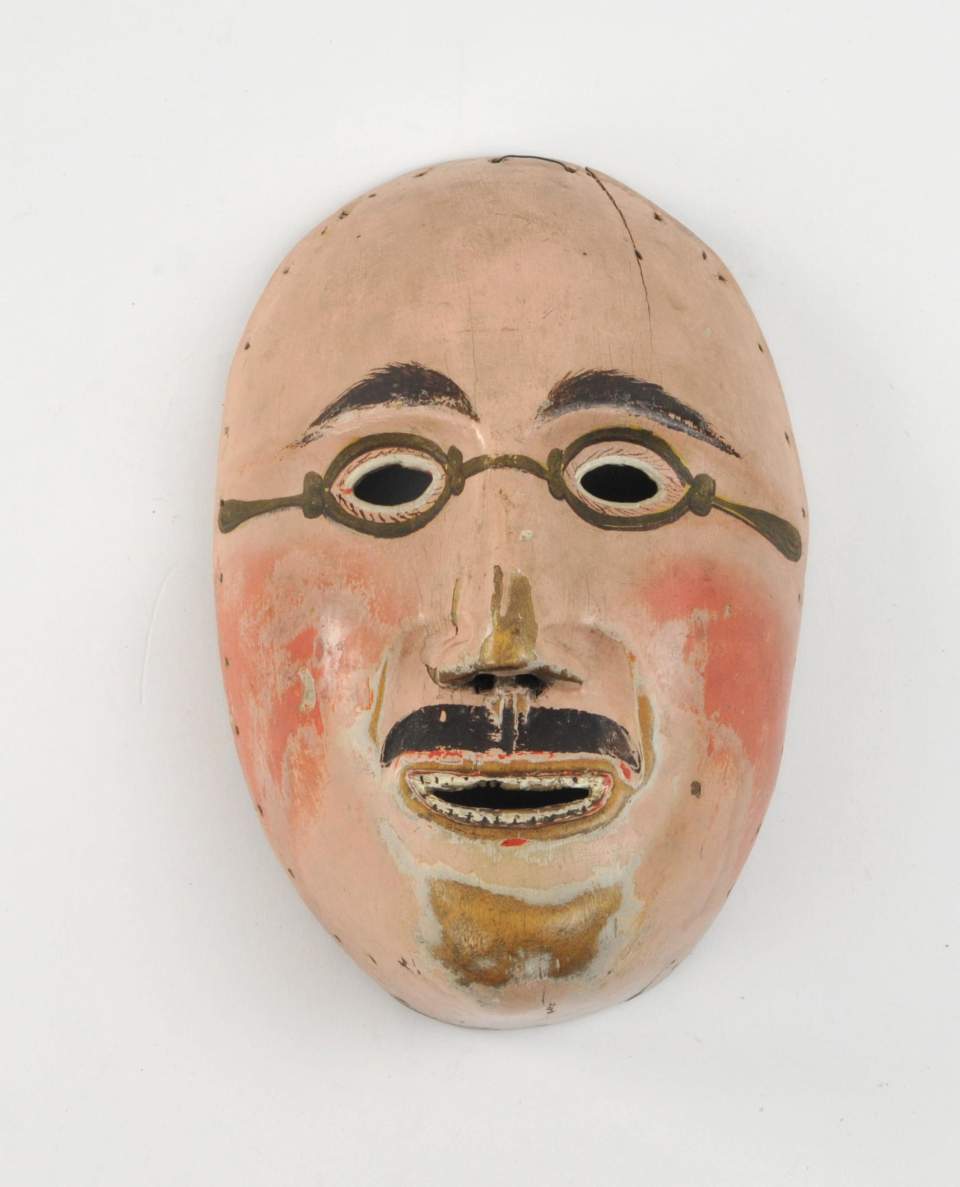 Fasnachtsmaske aus der March im Kanton Schwyz, Larve