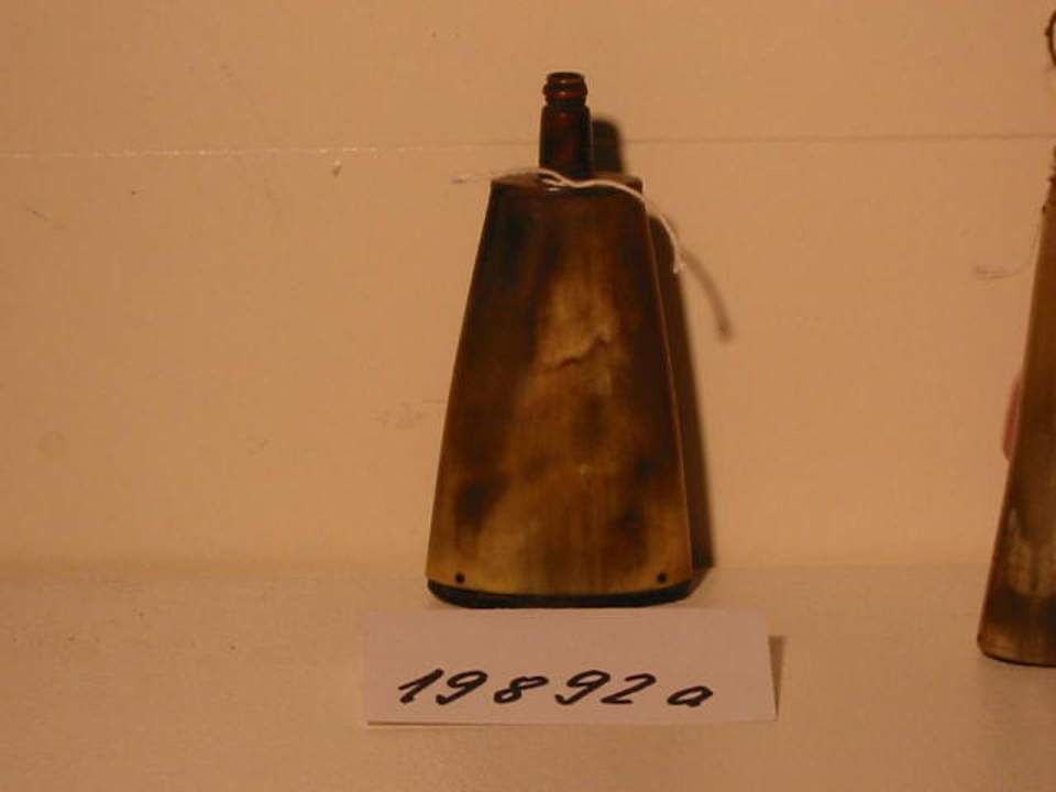 Pulverflasche oder Pulverhorn