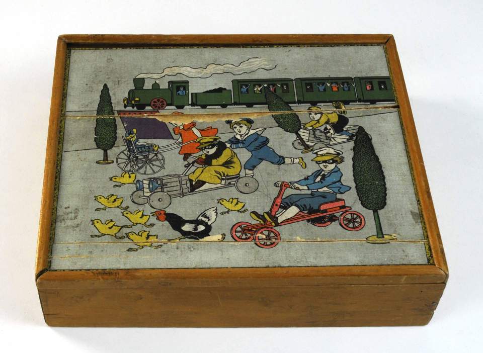 Würfel-Puzzle in Original-Holzschatulle