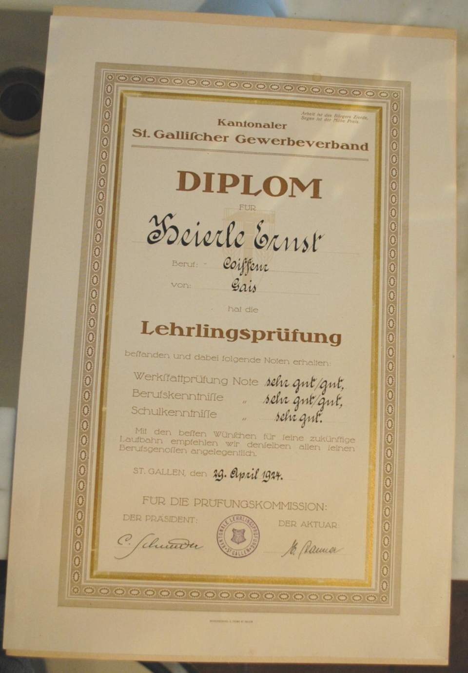 Diplom, Lehrbrief, Zeugnis für Coiffeur