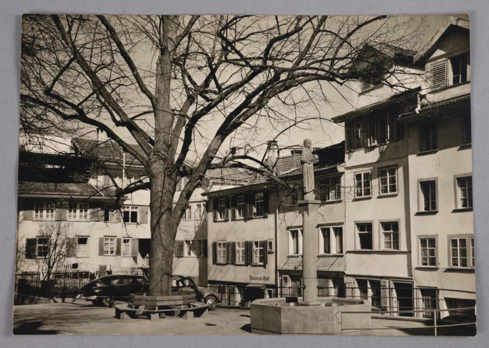 Wiborada-Brunnen vor der Kirche St.Mangen, Magnihalden