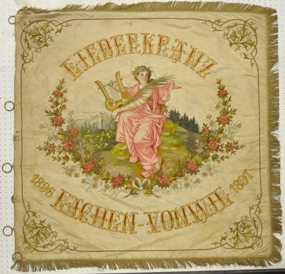 Fahne und Füllhorn von Sängerverein
