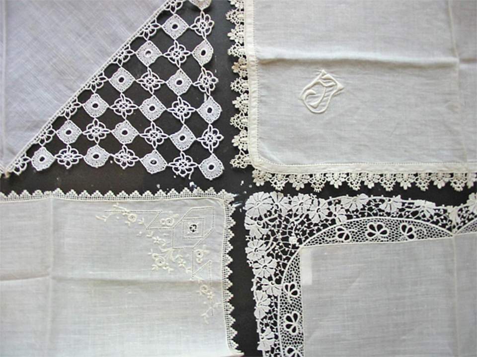 16 Taschentücher, Nastücher