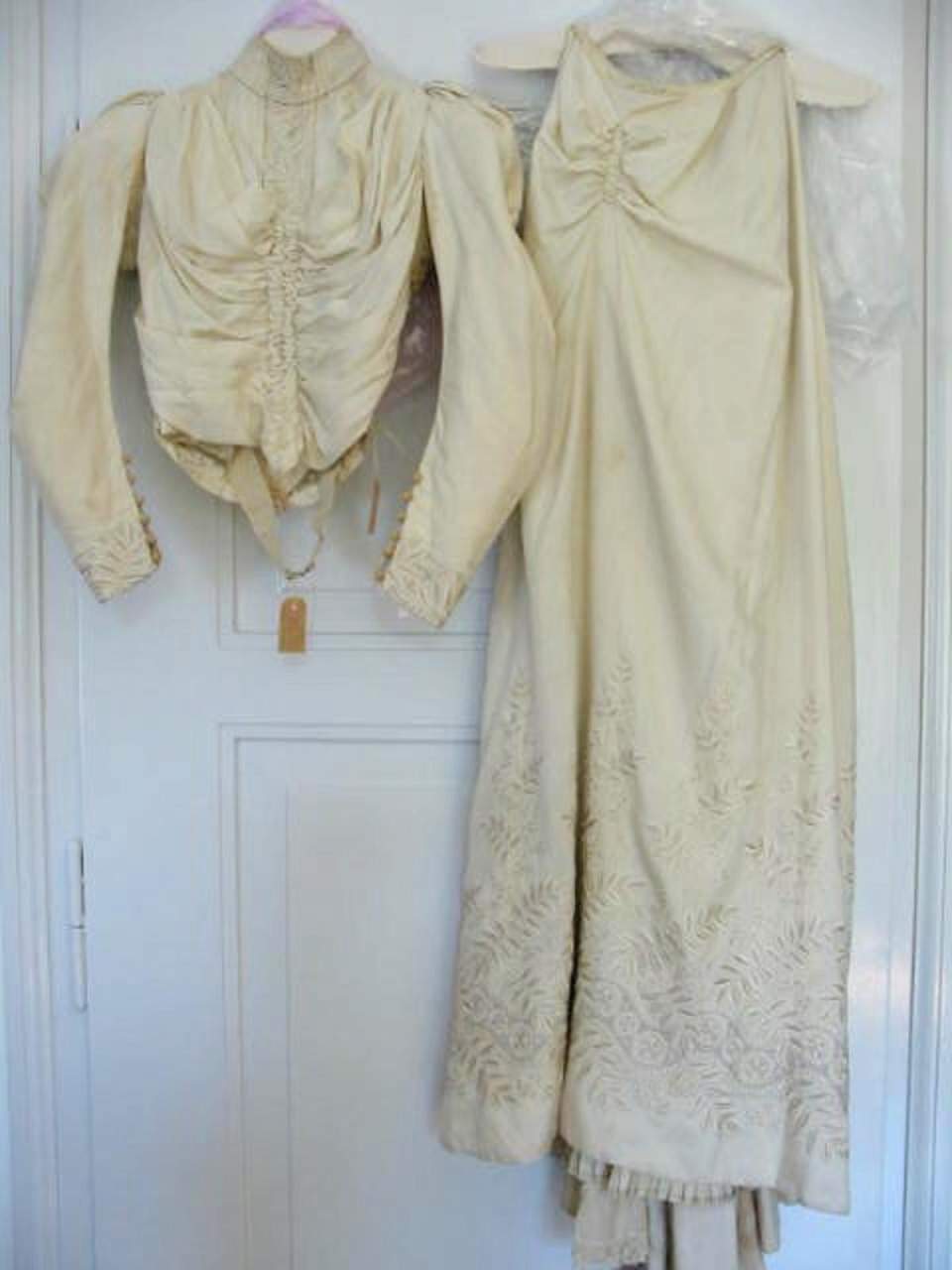 Damenkleid