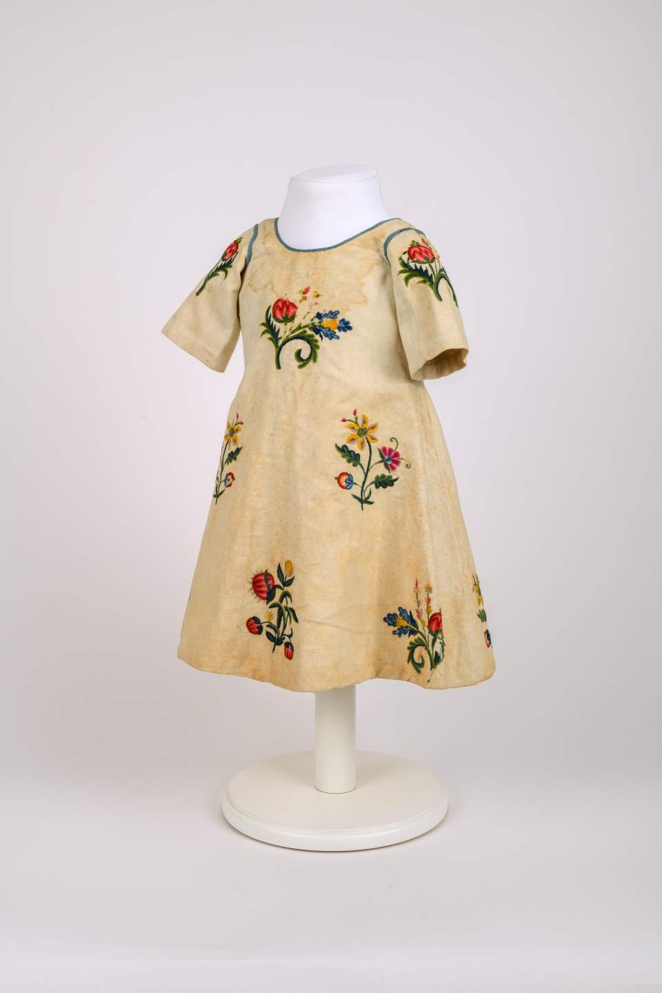 Kleinkinderkleid, Kinderkleid