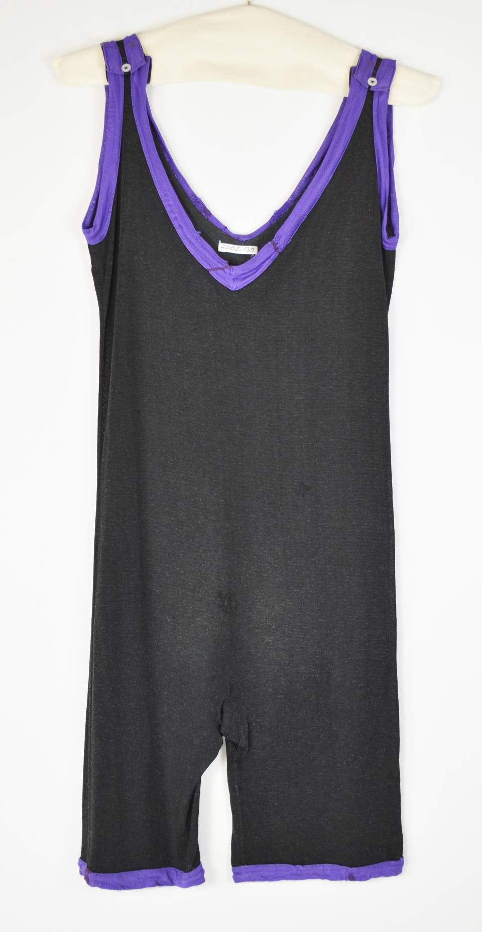 Damenbadekleid; ev. Herrenbadehose, um 1900