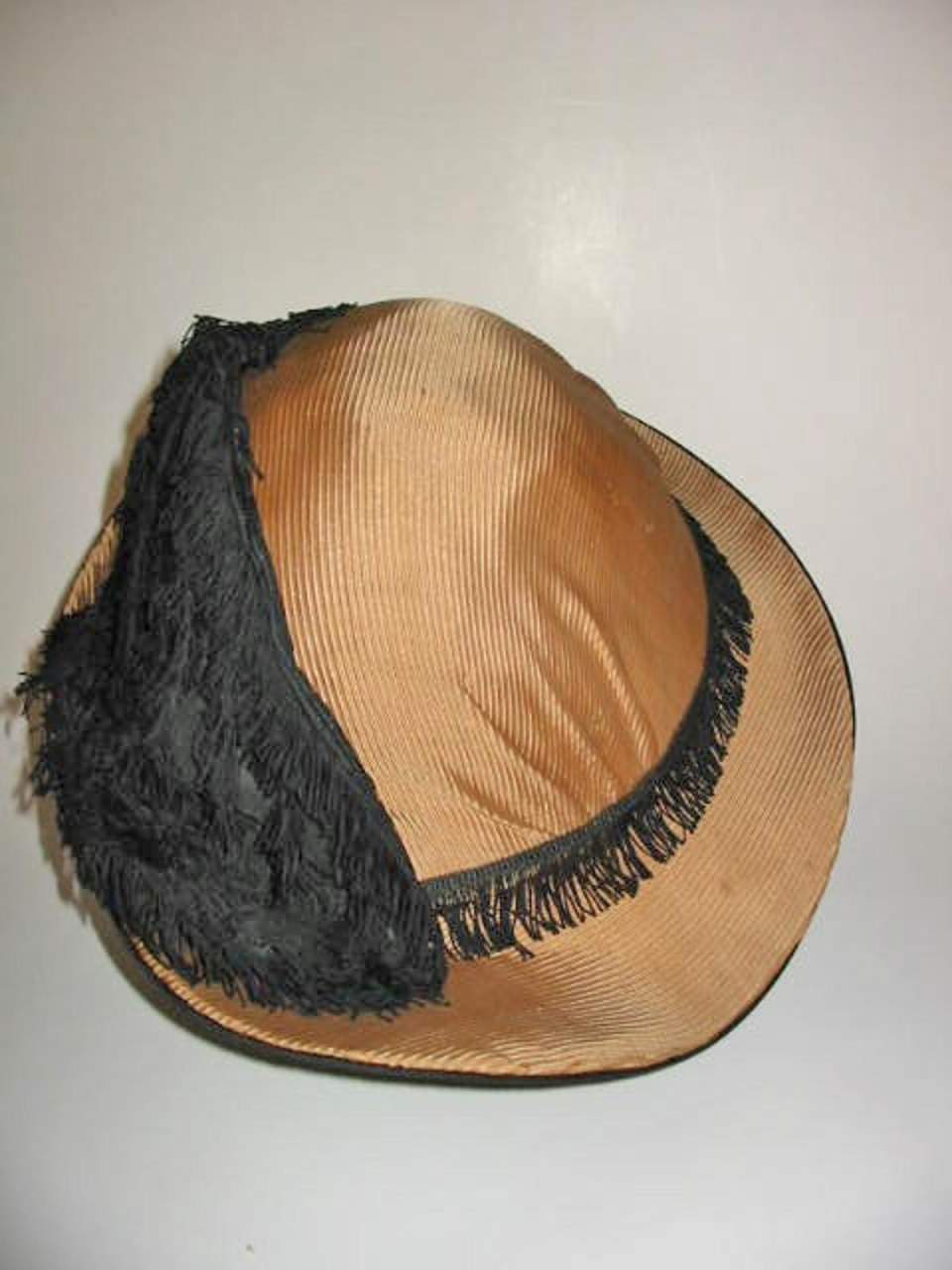 Damenhut, Hut