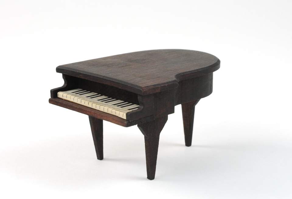 Puppenklavier, Klavier