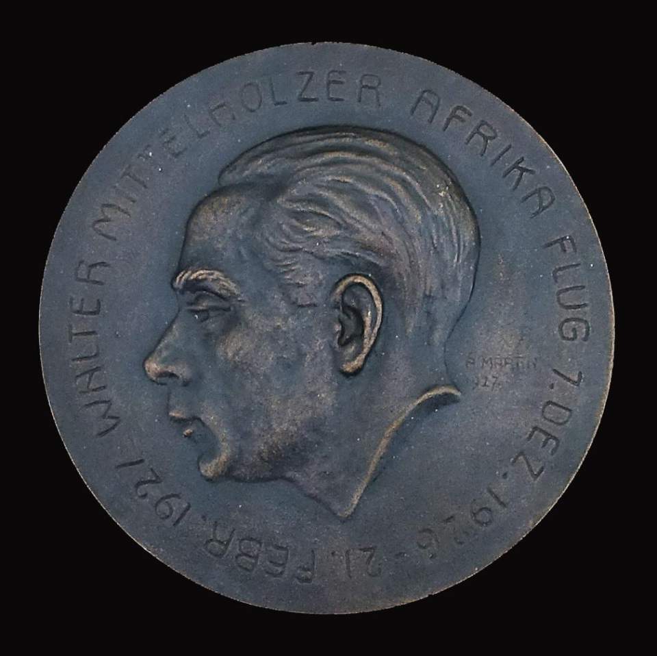 Abguss einer Plakette für Walter Mittelholzer