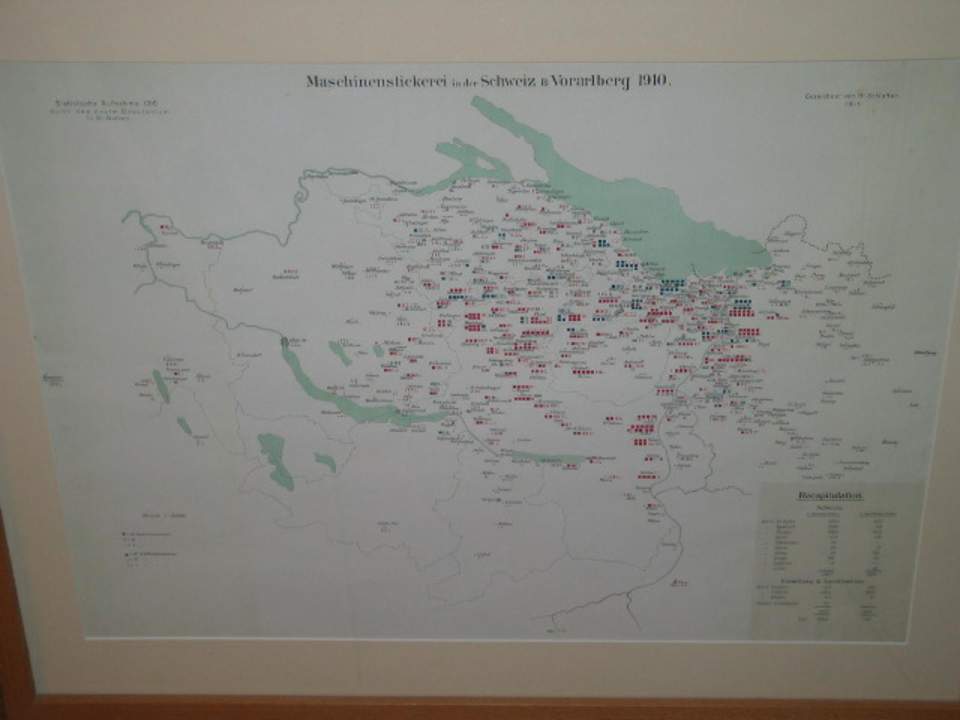 Schautafel "Maschinenstickerei in der Schweiz & Vorarlberg 1910" (Kopie?)