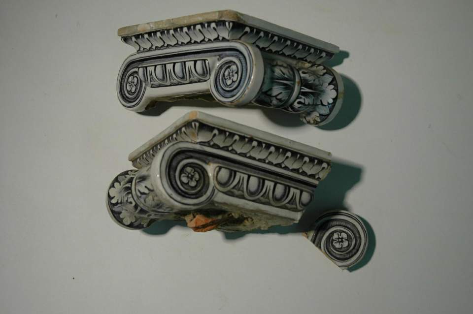 Ofenkachel(n), Konsole, Ornament