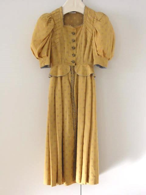 Damenkleid