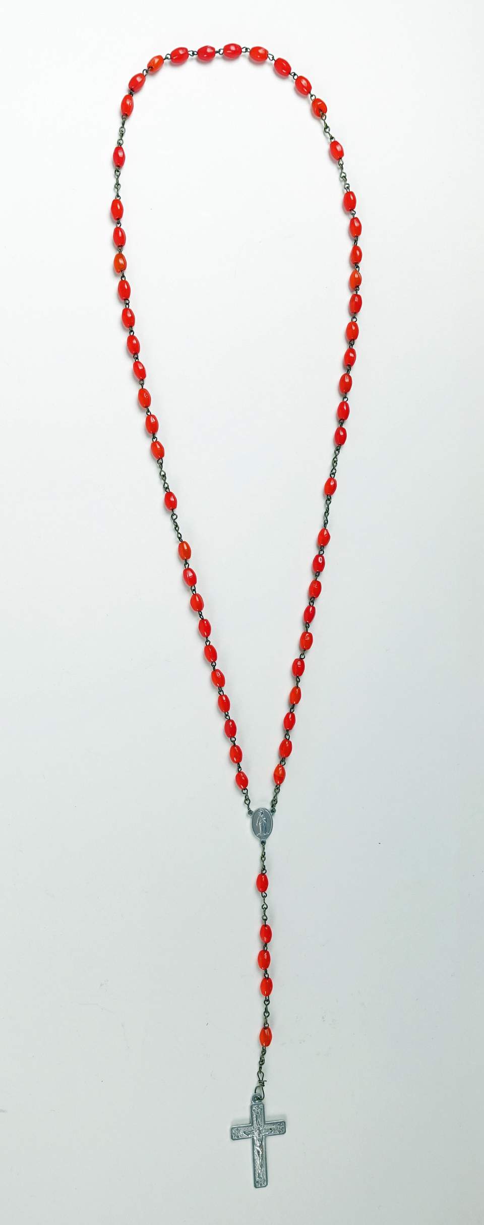 (Kinder-) Rosenkranz mit Korallenperlen, 20. Jh.