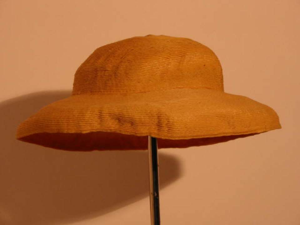 Gelber Strohhut, Sonnenhut, Sommerhut, Damenhut, Hut