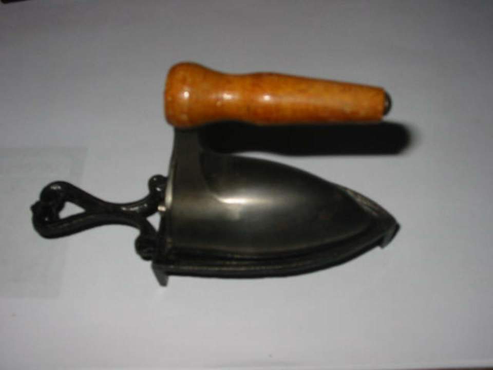 Puppen - Bügeleisen