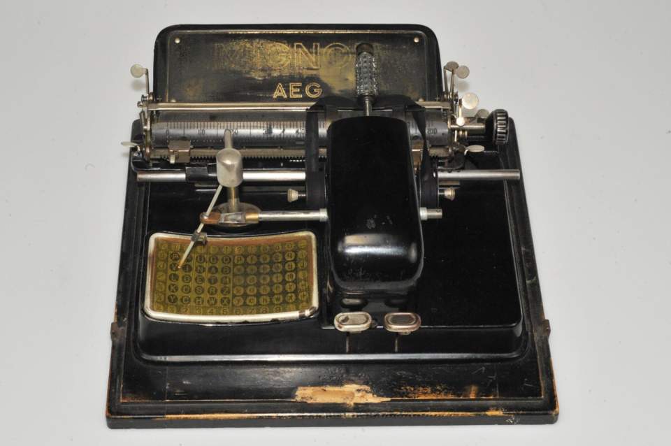 Schreibmaschine AEG Mignon