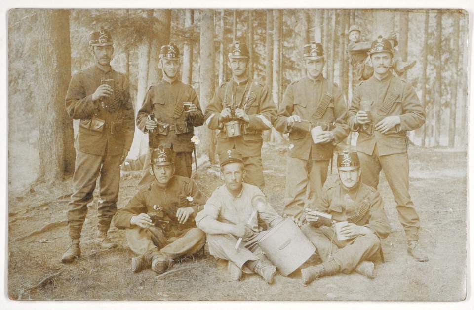2 Fotos, Porträts von Jakob Scheible