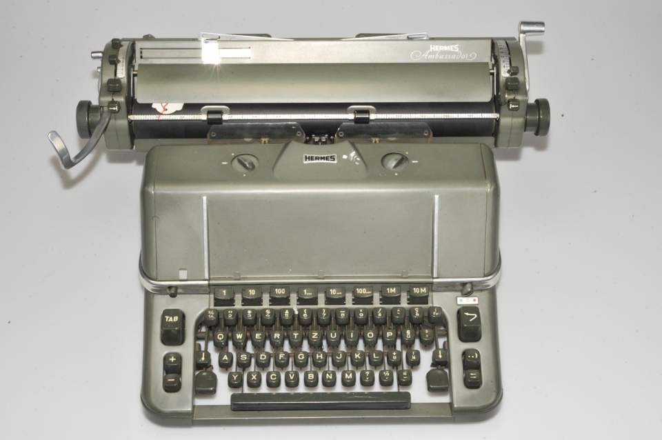 Schreibmaschine "Hermes"