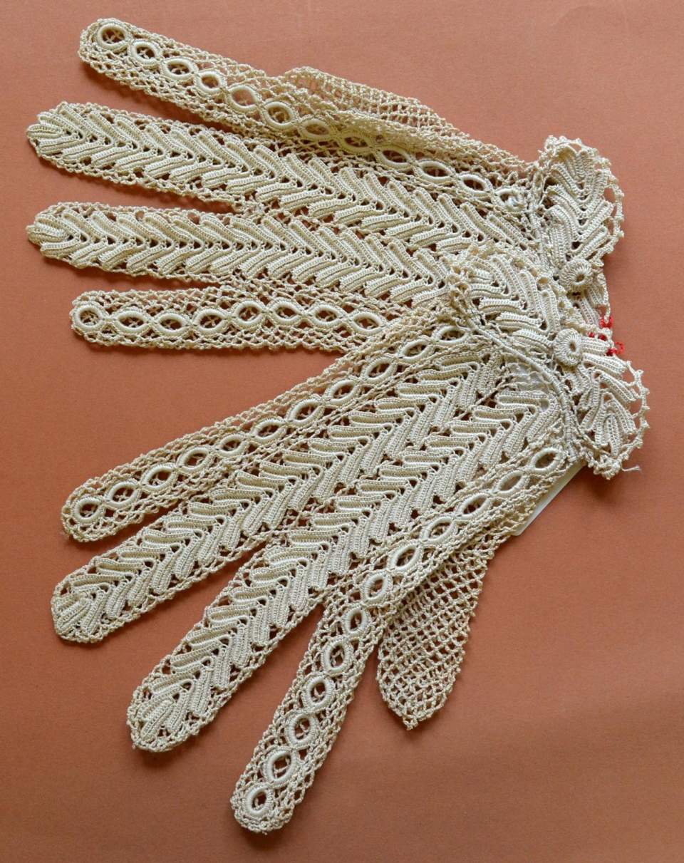 Trachtenhandschuhe und Damenhandschuhe