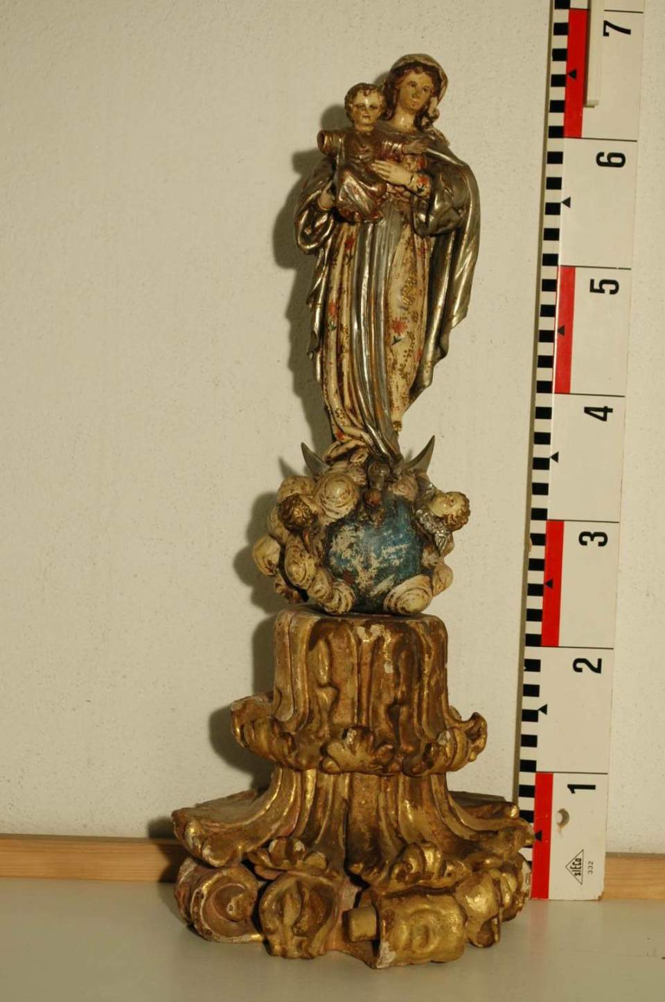 Statue Maria mit Kind