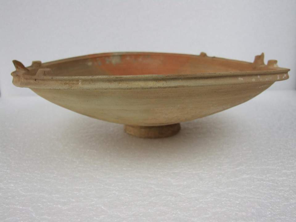 Patera (Knopfhenkelschale) 