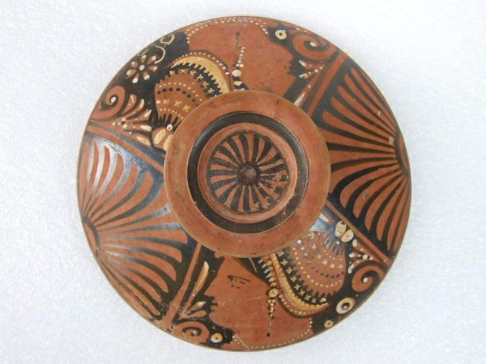 Deckel einer Lekanis