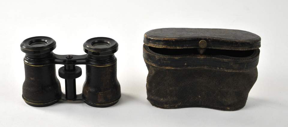 Fernglas mit Etui, Opernglas