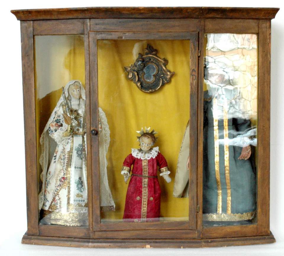 3 Krippenfiguren mit Schrein