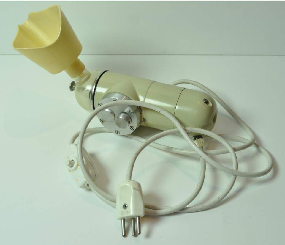 Elektrischer Inhalator