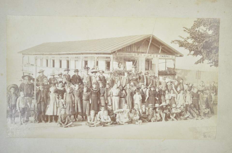 2 Fotos Badhütte Rorschach, 1892