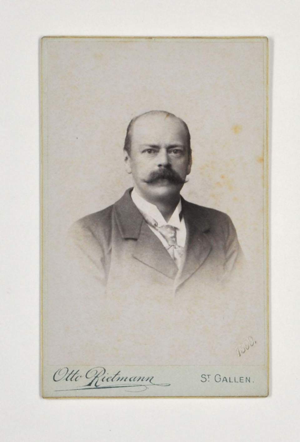 Fotografie Porträt Ulrich Fröhlich jun. oder Walter Früh?