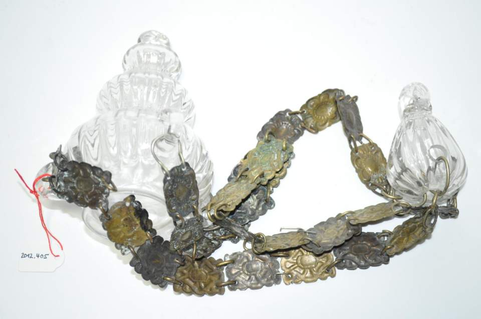 Weihrauchgefäss mit zwei Glasbehältern