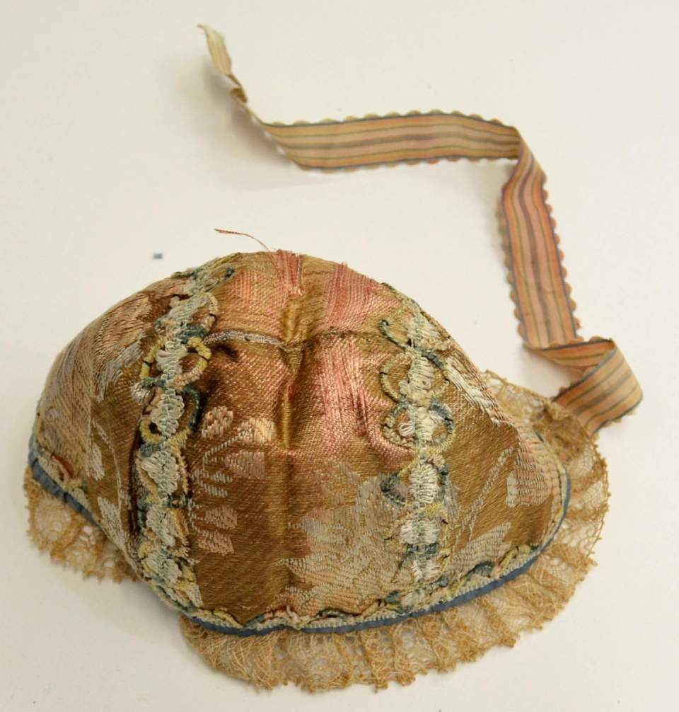 Haube, Kinderhäubchen