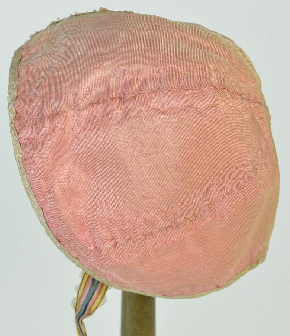 Haube, Kinderhäubchen