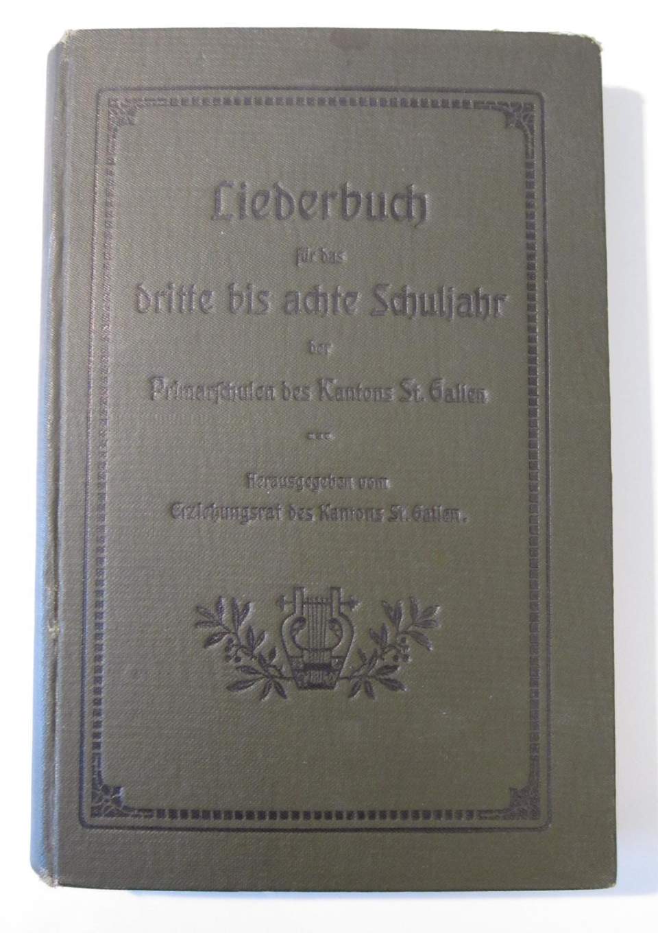 Liederbuch für das dritte bis achte Schuljahr der Primarschulen des Kantons St. Gallen