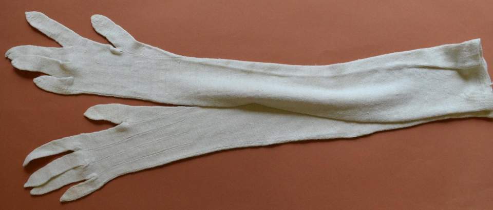 1 Paar Damenhandschuhe, Handschuhe