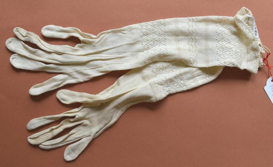 1 Paar Damenhandschuhe, Handschuhe