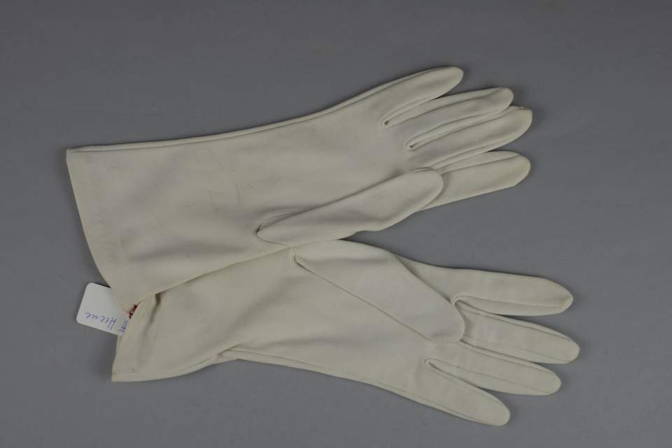 1 Paar Damenhandschuhe, Handschuhe