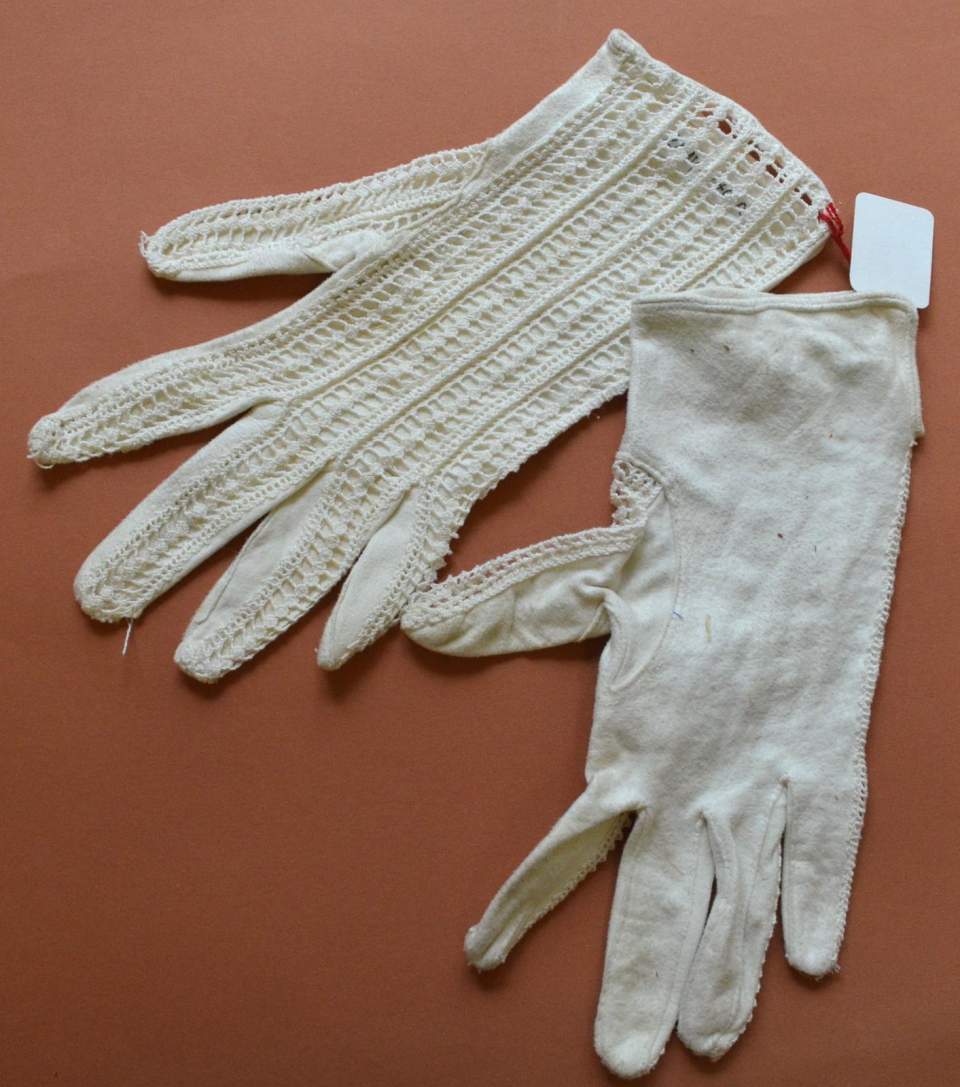 1 Paar Damenhandschuhe, Handschuhe