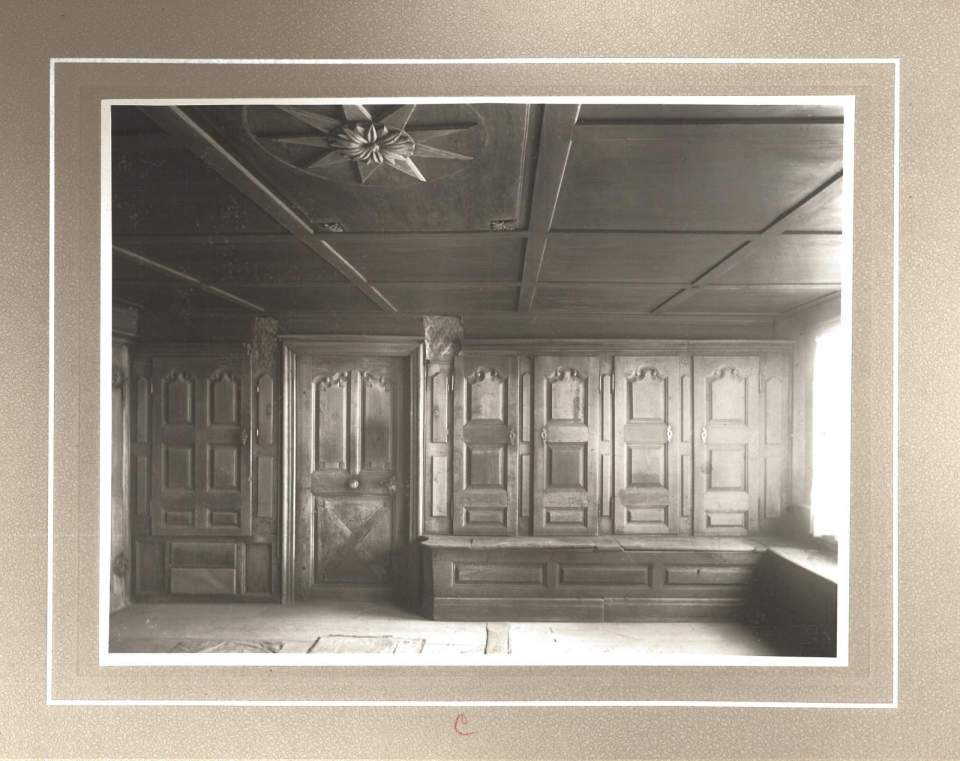 Fotografie Täfer aus Zuwil an originalem Standort