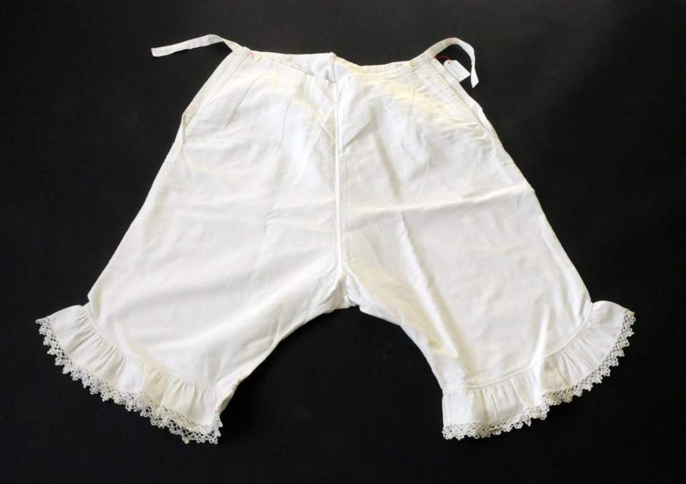 Damenbeinkleid, Unterhose