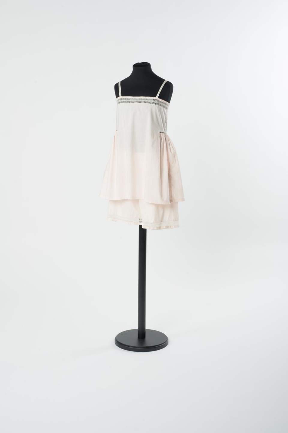 Damenhemd mit Unterhose, Unterhemd