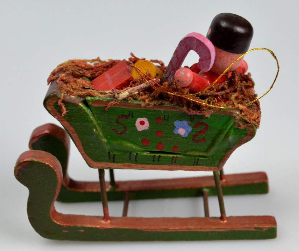 Weihnachtsschmuck, Christbaumschmuck, Holzschlitten