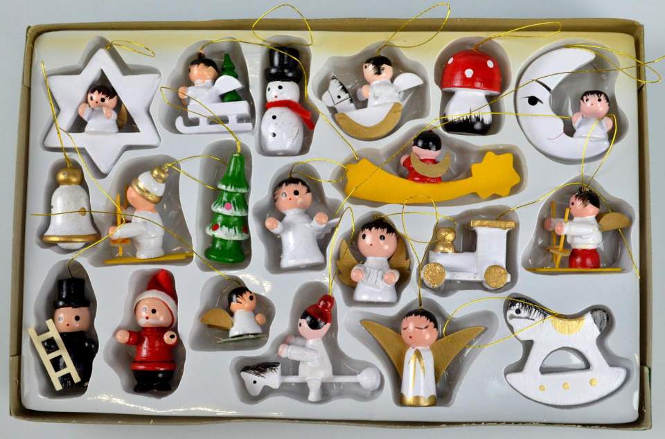 Weihnachtsschmuck, Christbaumschmuck, 21 Holzfigürchen