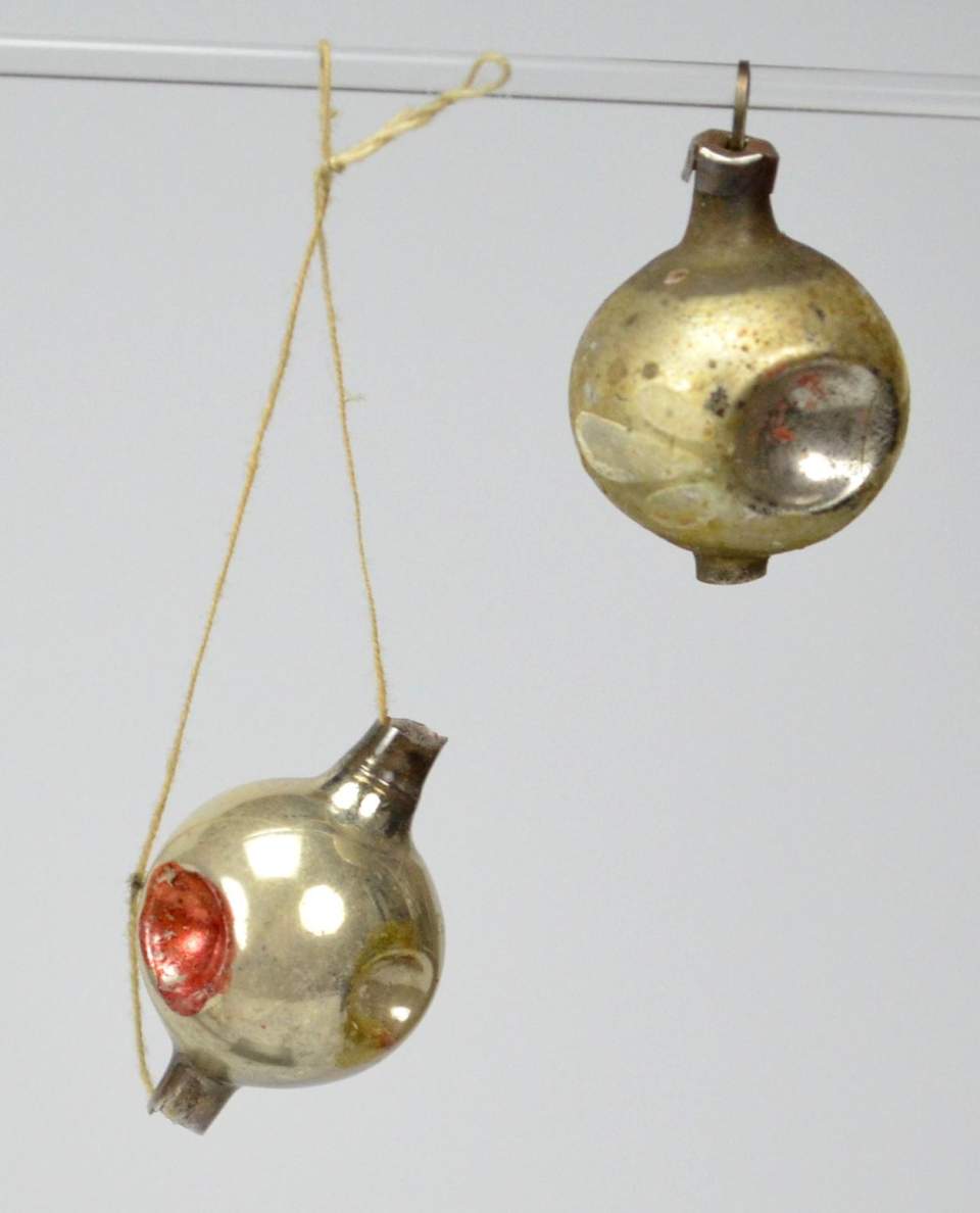 Weihnachtsschmuck  2 Christbaumkugeln