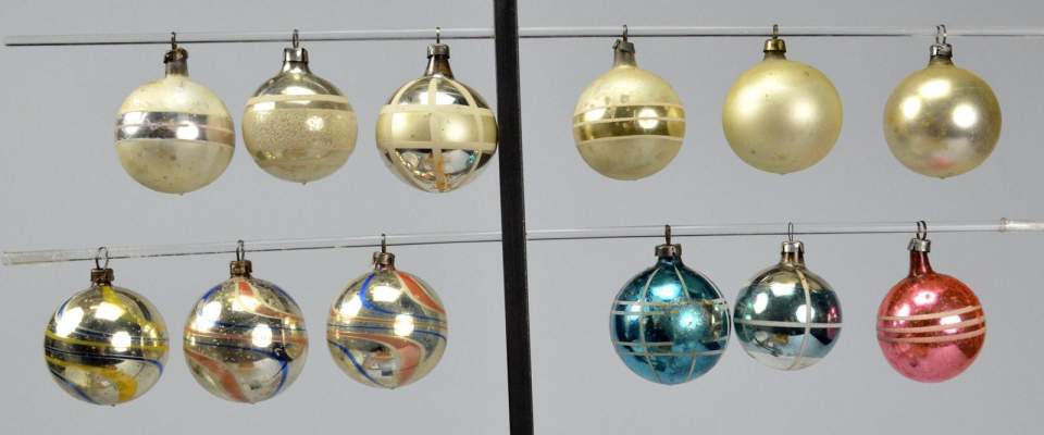 Weihnachtsschmuck, 12 Christbaumkugeln