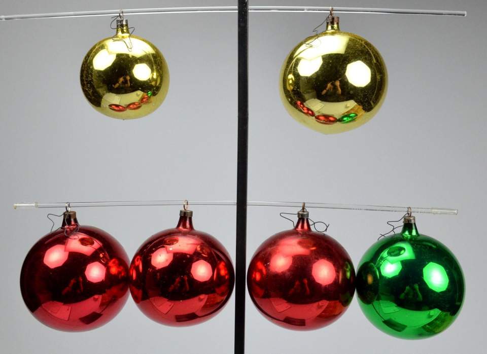 Weihnachtsschkmuck, 6 Christbaumkugeln