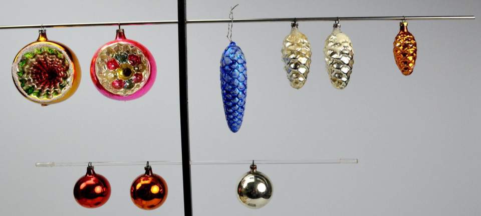 Weihnachtsschmuck, 9 Christbaumkugeln